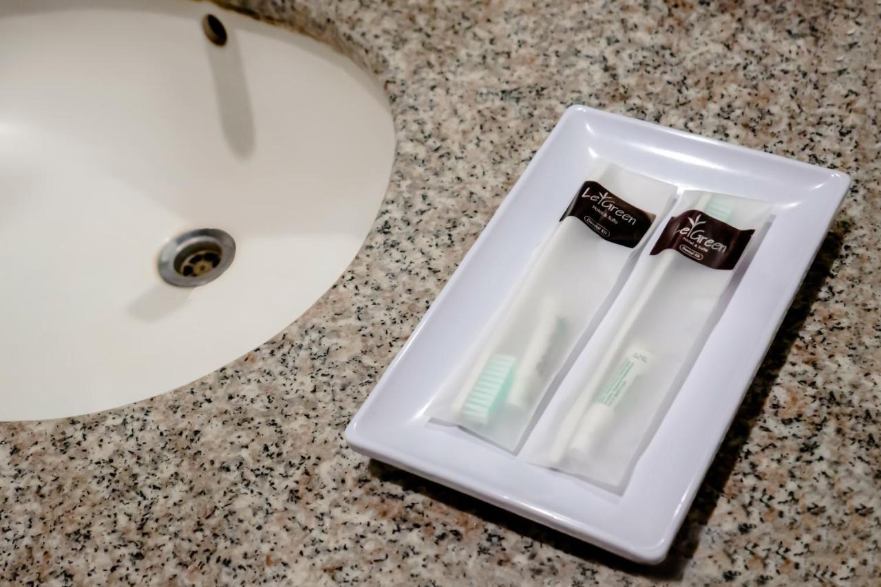佩卓蓬甘勒格林套房酒店 雅加达 外观 照片